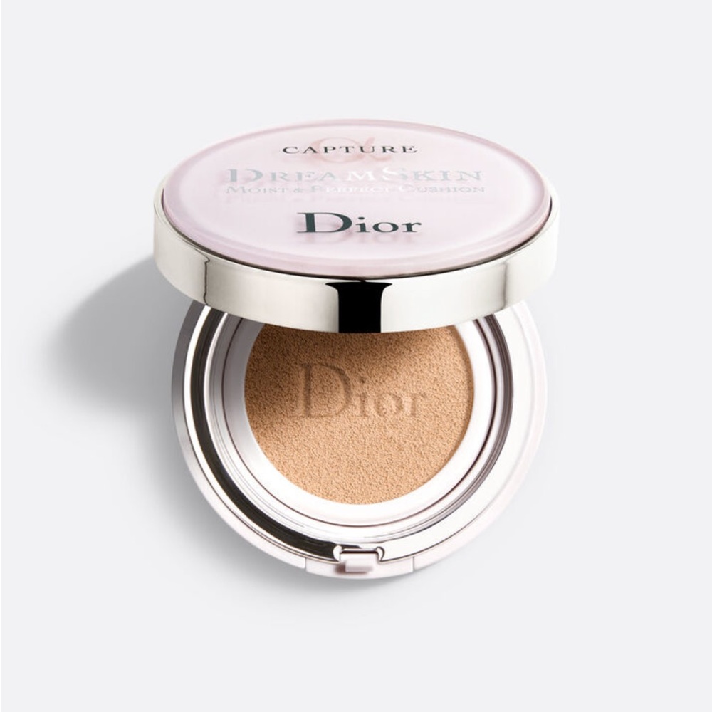 Dior Dreamskin Fresh and Perfect Cushion, never opened!